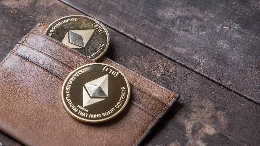 Владелец кошелька Ethereum, который бездействовал более восьми лет, перевел 492 ETH0