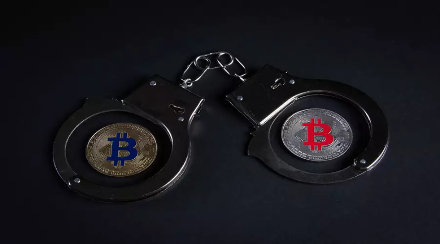 В Калининграде двоих мужчин приговорили к 12 и 15 годам колонии за кражу криптовалюты В Калининграде двоих мужчин приговорили к 12 и 15 годам лишения свободы за кражу криптовалюты0