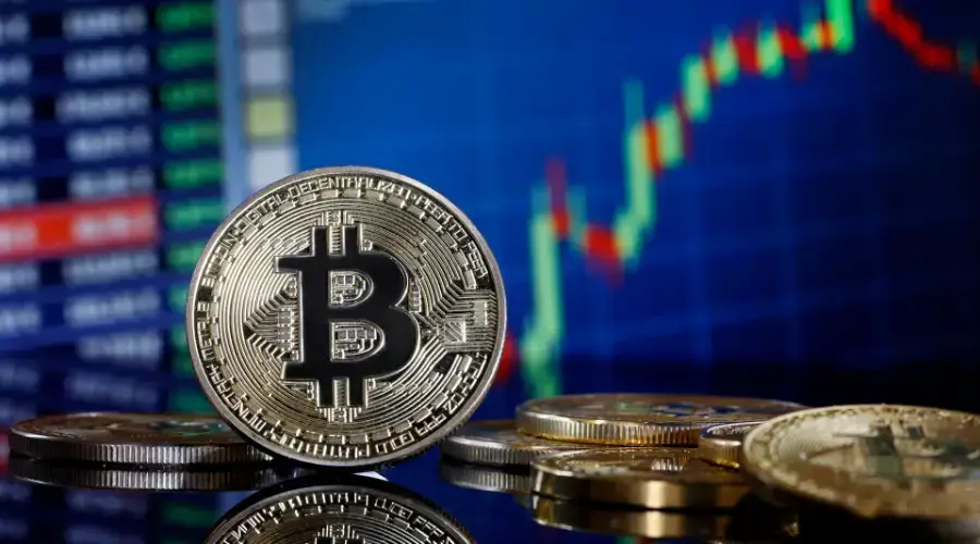 Биткоин-ETF привлекли более $2 млрд за десять дней0
