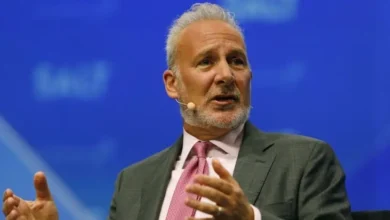 Питер Шифф назвал стратегию Strategy «спиралью смерти» a8ecc1088d75dbb377ff6234d7d939f2