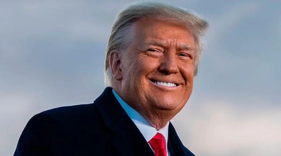 Два сенатора предлолжили освободить Трампа от налогов с криптобизнеса0